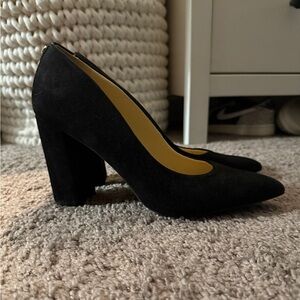 Nine West Black Suede Heels W10